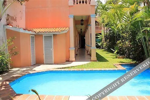 Hotel Villa Colonial Santo Domingo 3*,